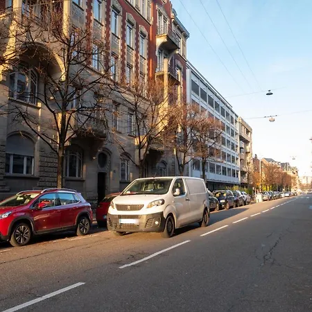 Centre / Le Twelve 130m2